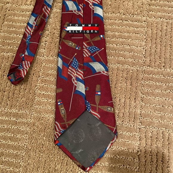Tommy Hilfiger flag tie - Picture 4 of 4